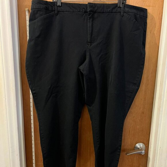 Size 26 - Old Navy - Black Capri Pants - W48"/L26" - Picture 1 of 7